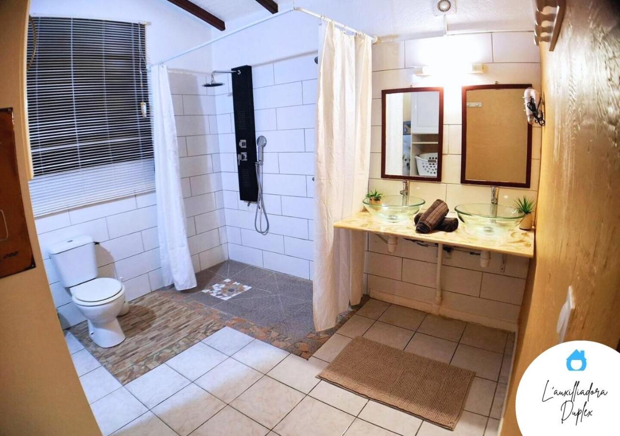 L'auxiliadora Duplex En Bord De Mer Holiday home *